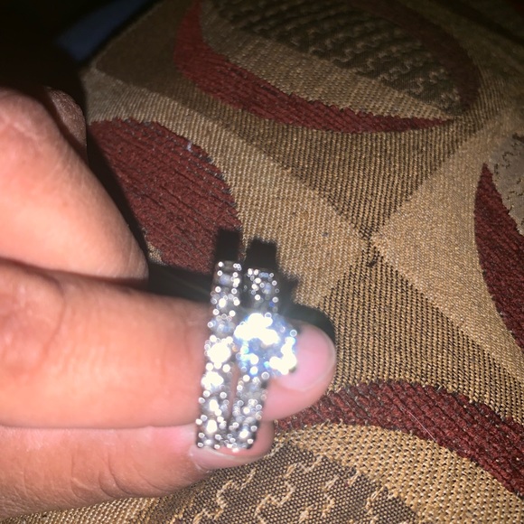 Women’s wedding band set - Picture 6 of 6